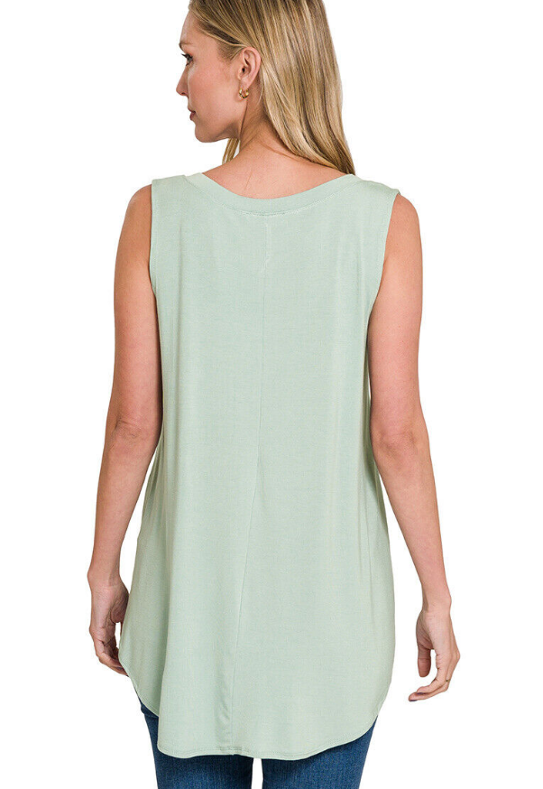 Erin V-Neck Rounded Hem Tank- Mint