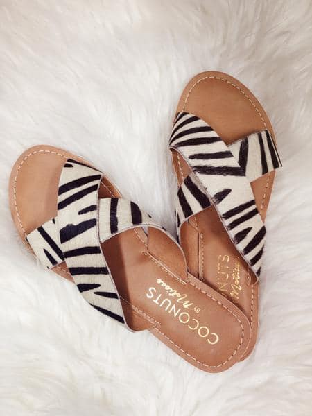 Matisse Pebble Criss Cross Sandals